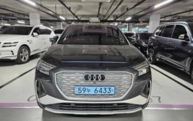 강서중고차 Q4 e-트론 40 프리미엄 매물 사진 5 - 2022/10 95,608km