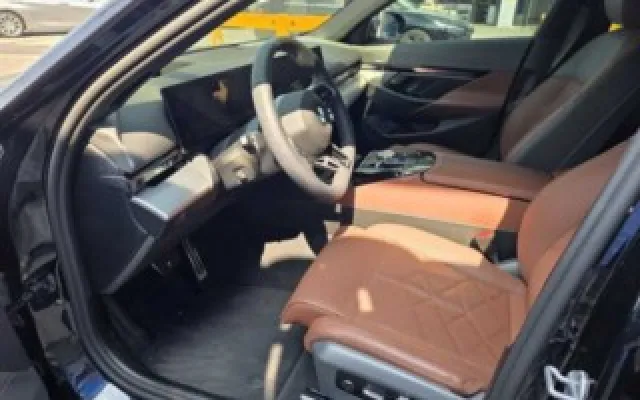 강서중고차 5시리즈 (G60) 530i xDrive 매물 사진 12 - 2025/07 10,329km